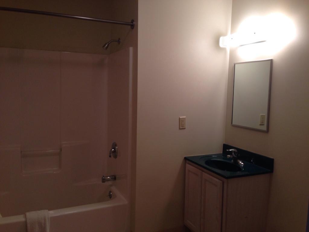 Motel Budget Host 4*