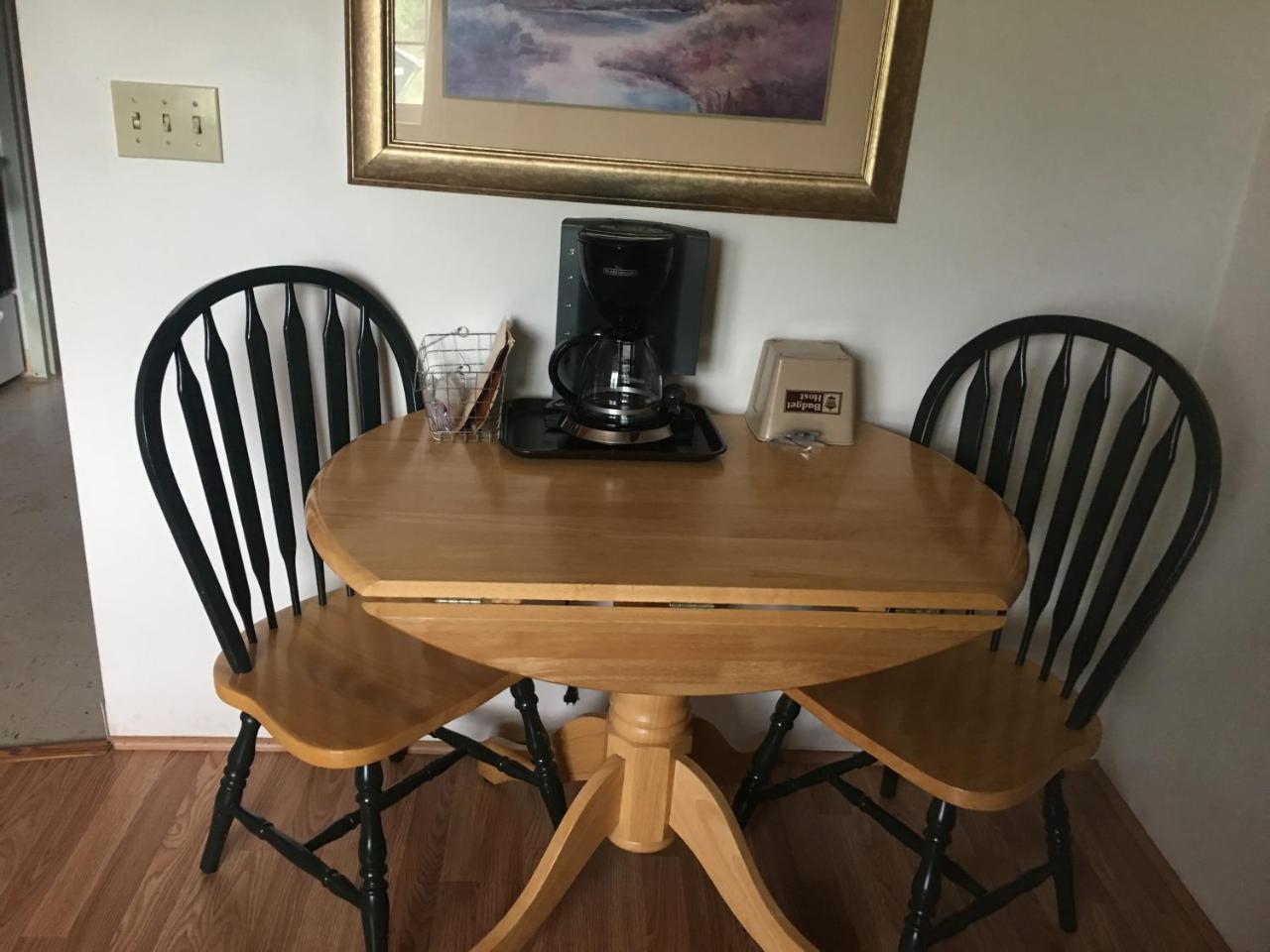 Motel Budget Host 4*